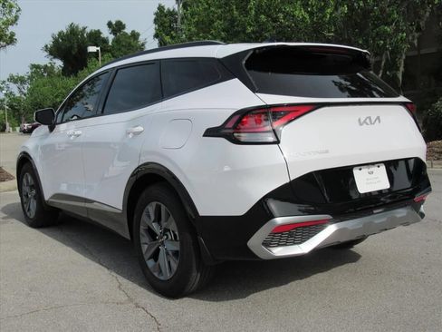 Used 2025 Kia Sportage SX FWD image 4