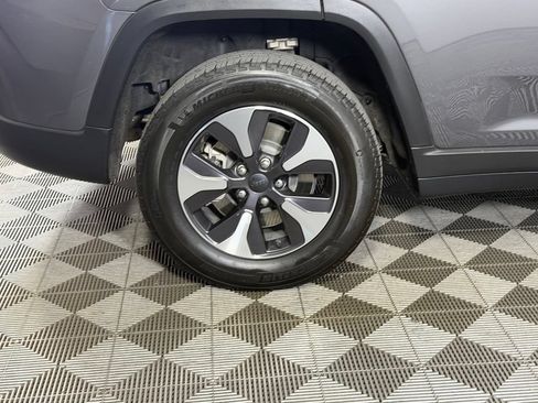 Used 2023 Jeep Grand Cherokee 4WD 4xe image 30