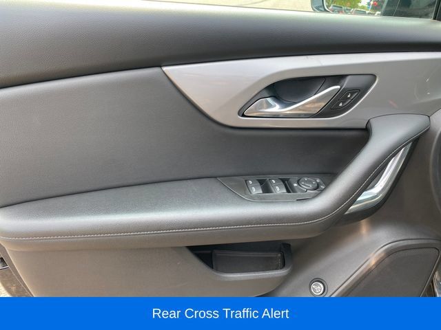 Used 2019 Chevrolet Blazer LT AWD/4WD image 16
