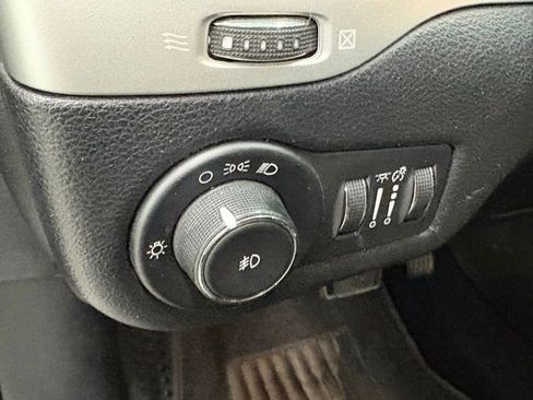 Used 2014 Jeep Cherokee Latitude image 14