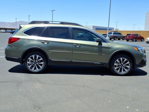 Used 2017 Subaru Outback 2.5i Limited AWD/4WD image 8