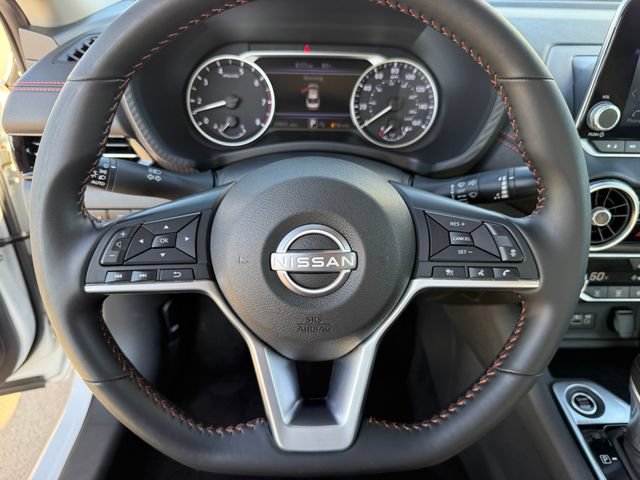 Used 2025 Nissan Sentra SR FWD image 16