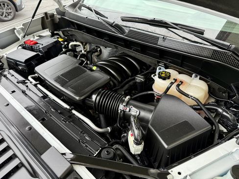 Used 2024 Chevrolet Silverado 1500 LTZ w/ LTZ Premium Package AWD/4WD image 8