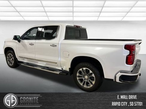 Used 2023 Chevrolet Silverado 1500 High Country image 3
