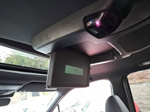 Used 2022 Honda Pilot Black Edition image 10