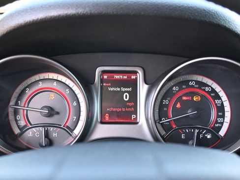 Used 2016 Dodge Journey Crossroad FWD image 11