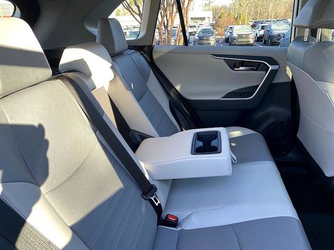 Used 2024 Toyota RAV4 Limited image 22