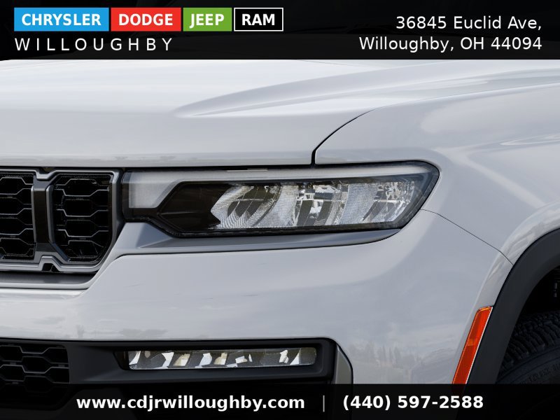 New 2026 Jeep Grand Cherokee Limited w/ Limited Altitude Package AWD/4WD image 12