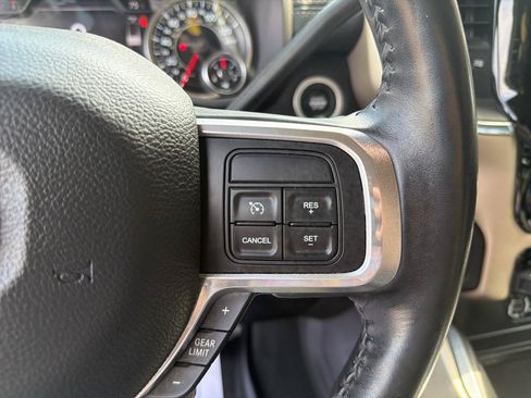 Used 2022 RAM 2500 Laramie AWD/4WD image 13