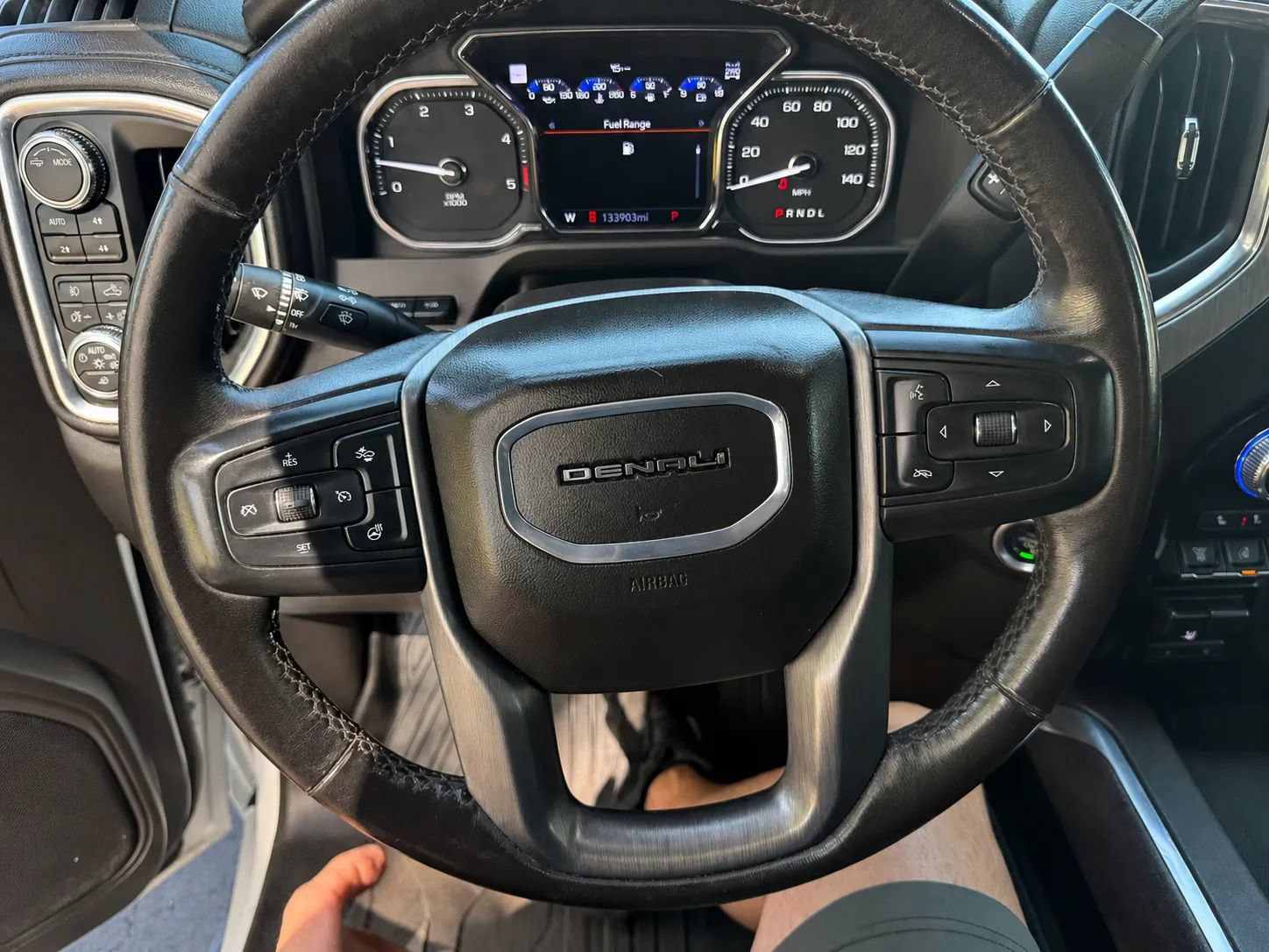 Used 2023 GMC Sierra 2500 Denali w/ Technology Package AWD/4WD image 15