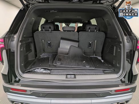 Used 2025 Chevrolet Traverse LT w/ Driver Confidence Package image 24