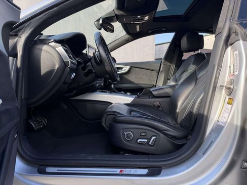 Used 2016 Audi RS 7 Prestige image 25