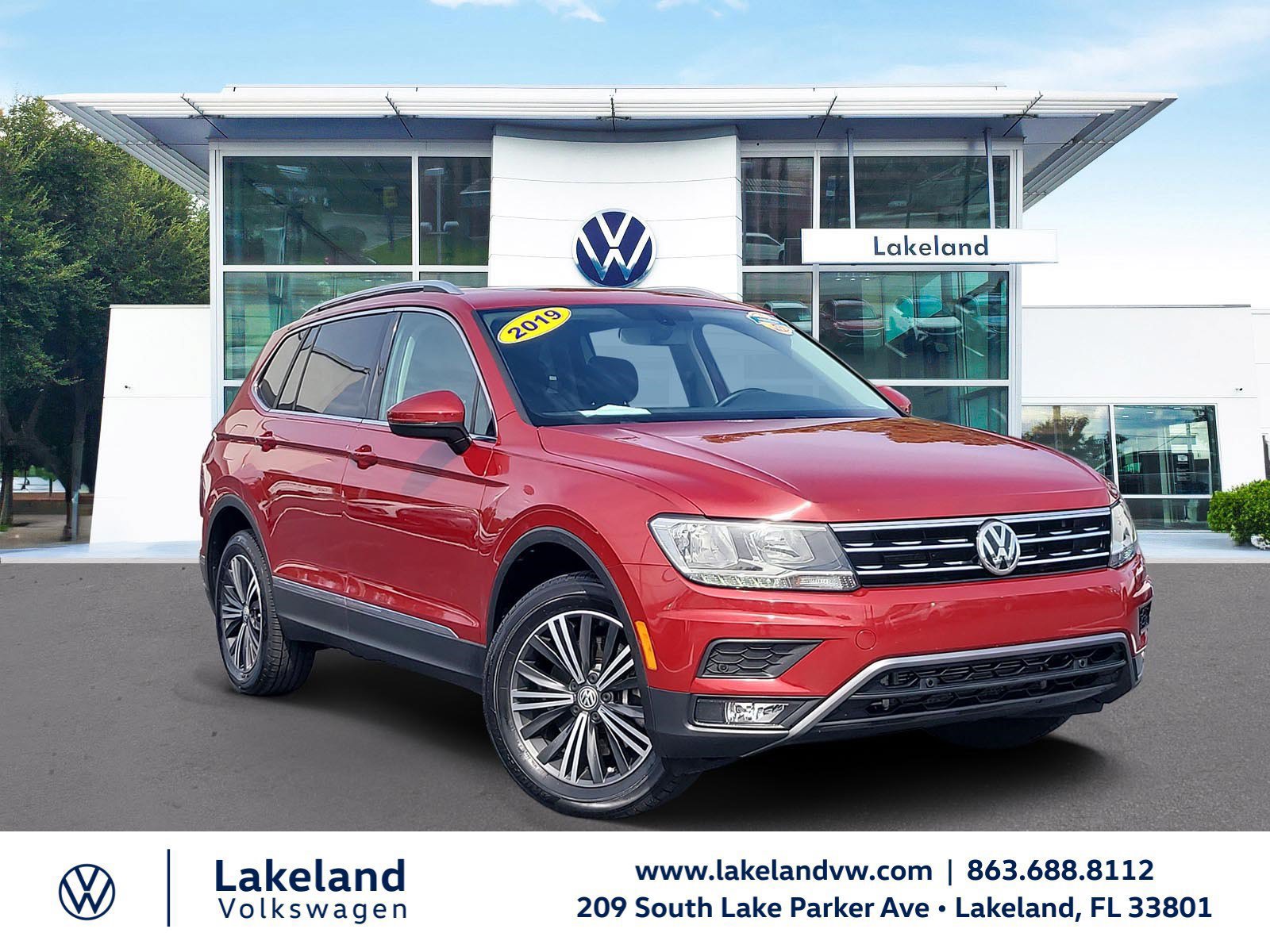 Used 2019 Volkswagen Tiguan SEL FWD image 1