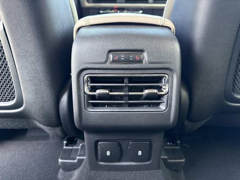 New 2026 Lincoln Corsair Reserve image 16