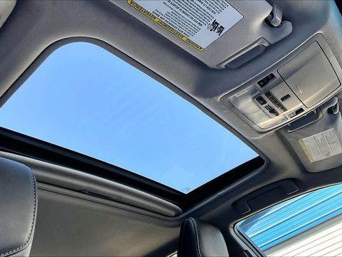 Used 2012 Toyota Camry SE image 13