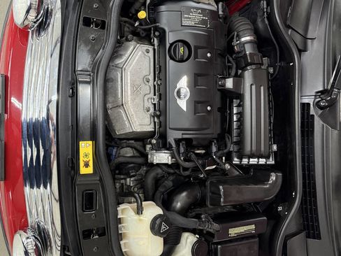 Used 2011 MINI Cooper Convertible image 31