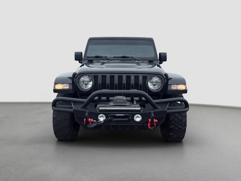 Used 2022 Jeep Wrangler Unlimited Rubicon w/ Cold Weather Group AWD/4WD image 2
