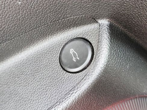 Used 2016 Chevrolet Cruze LS image 14