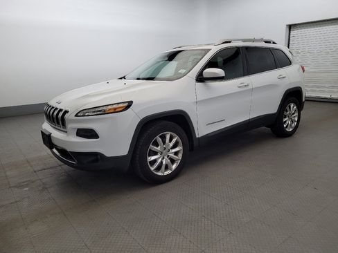 Used 2015 Jeep Cherokee Limited AWD/4WD image 2