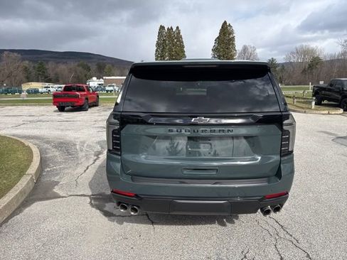 New 2026 Chevrolet Suburban Z71 w/ Z71 Off-Road Package AWD/4WD image 20