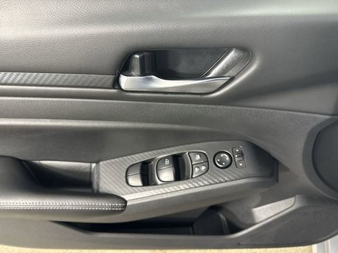 Certified 2024 Nissan Altima 2.5 SV image 18