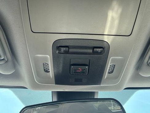 Certified 2021 Toyota Camry SE FWD image 33