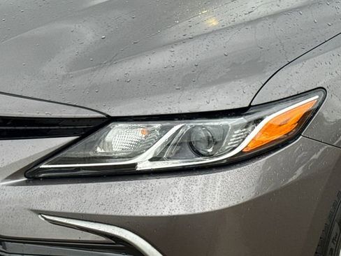 Used 2023 Toyota Camry LE FWD image 4