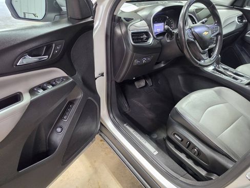 Used 2021 Chevrolet Equinox Premier w/ LPO, Floor Liner Package AWD/4WD image 24