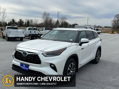Used 2021 Toyota Highlander XLE