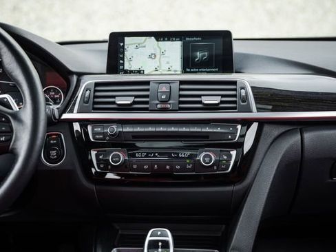 Used 2017 BMW 330i xDrive Wagon image 16