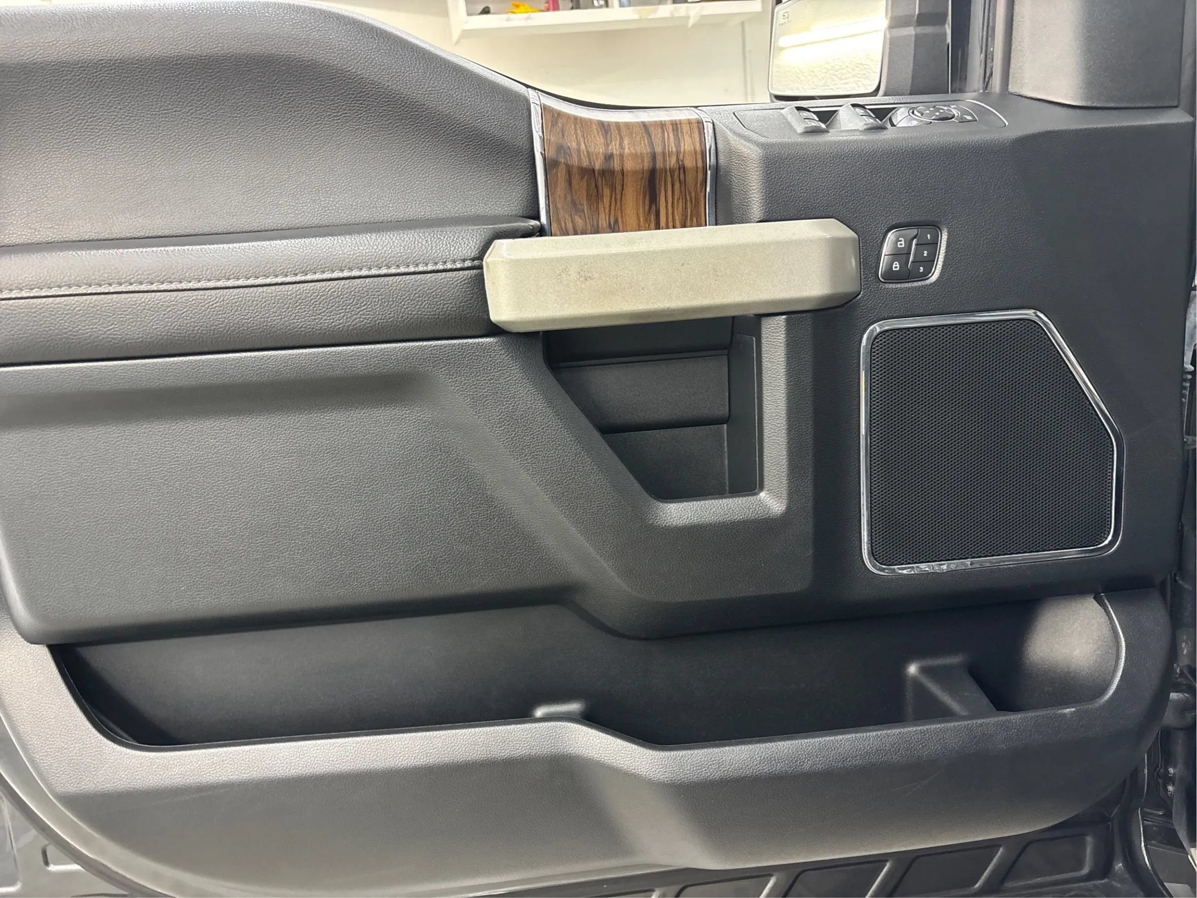 Used 2019 Ford F150 Lariat AWD/4WD image 25
