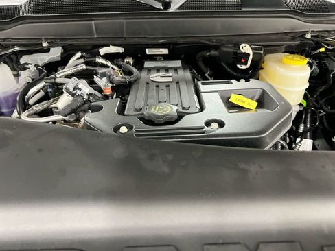 New 2026 RAM 2500 Big Horn AWD/4WD image 25