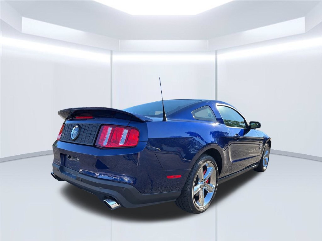 Used 2012 Ford Mustang GT Premium w/ HID Headlamps & Security Pkg RWD image 6