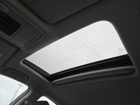 New 2025 Honda Accord SE image 4