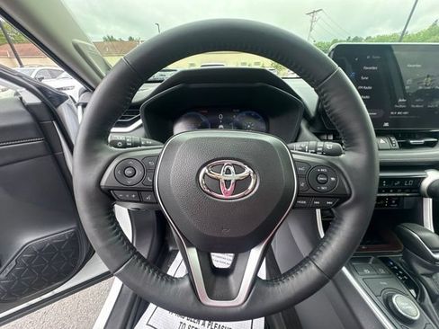 Used 2025 Toyota RAV4 Limited w/ Advanced Technology Package AWD/4WD image 21