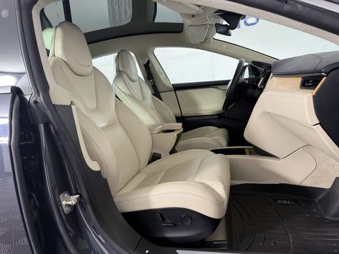 Used 2018 Tesla Model S 100D image 12