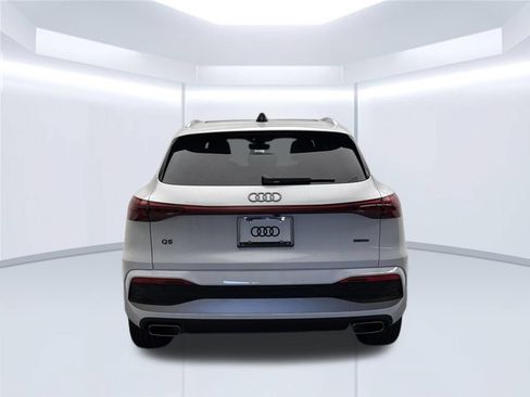 Used 2025 Audi Q5 Premium w/ Convenience Package AWD/4WD image 6