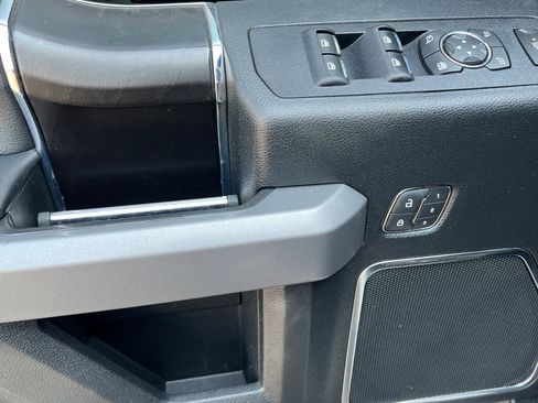 Used 2019 Ford F250 Platinum w/ Platinum Ultimate Package image 11