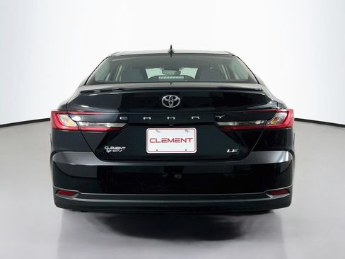 Used 2025 Toyota Camry LE w/ Convenience Package FWD image 8