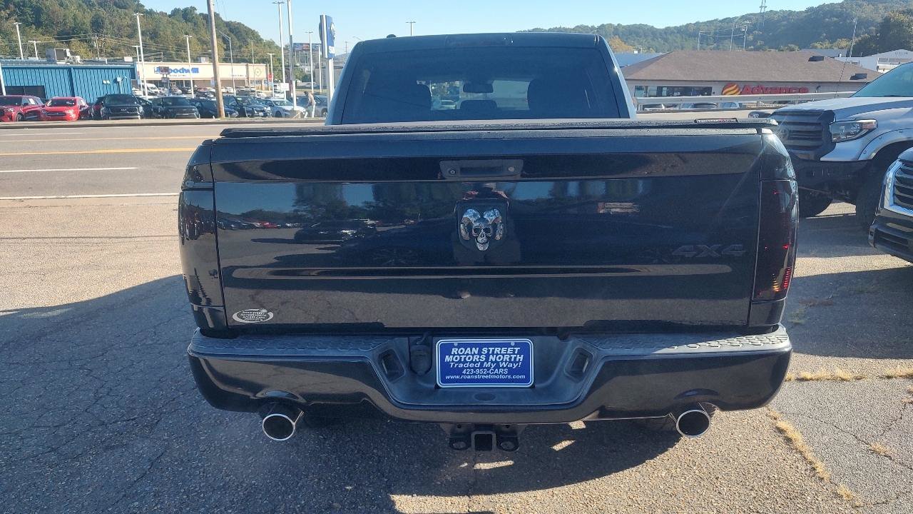 Used 2016 RAM 1500 Express w/ Black Ram 1500 Express Group AWD/4WD image 4