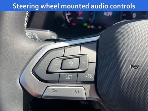 New 2026 Volkswagen Atlas SE FWD image 9