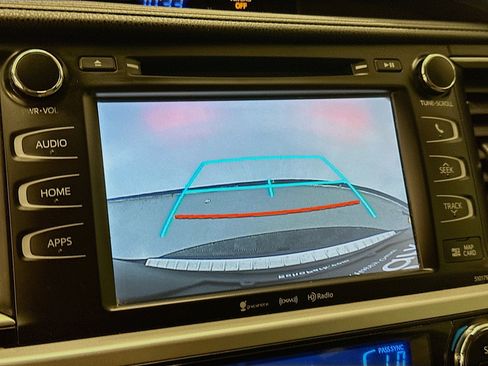 Used 2017 Toyota Highlander XLE w/ Protection Package #3 AWD/4WD image 23