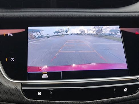 Used 2022 Cadillac XT5 Premium Luxury image 33