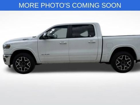 Used 2025 RAM 1500 Laramie AWD/4WD image 7