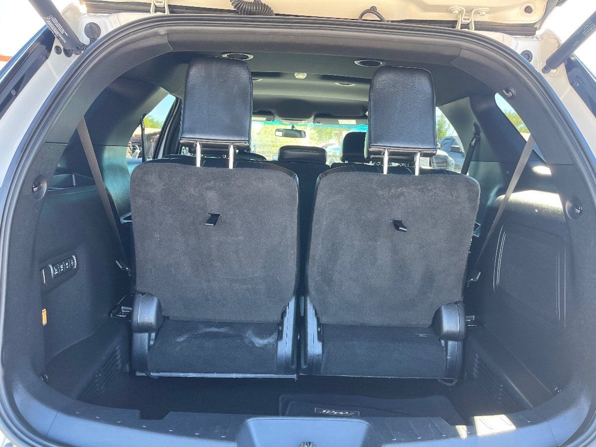 Used 2017 Ford Explorer Sport AWD/4WD image 32