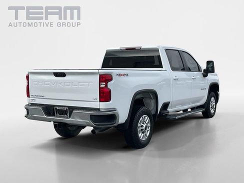 Used 2024 Chevrolet Silverado 2500 LT AWD/4WD image 7