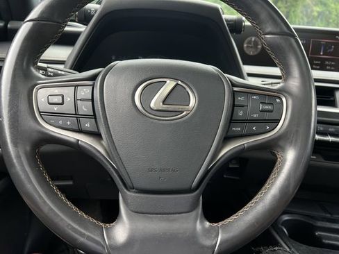 Used 2021 Lexus UX 200 w/ Accessory Package (Z1) image 20