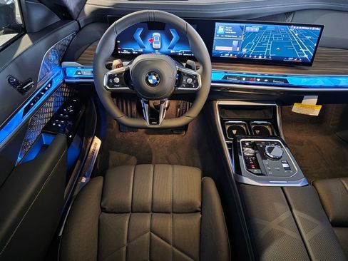New 2026 BMW 760i xDrive w/ Executive Package AWD/4WD image 11