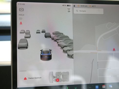 Used 2018 Tesla Model 3 Long Range image 23