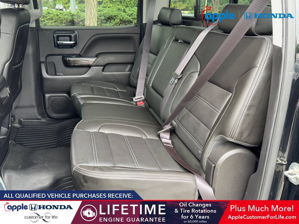 Used 2015 GMC Sierra 1500 Denali w/ Driver Alert Package AWD/4WD image 19